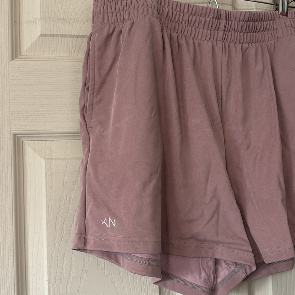 Klassy Network Matching Set - Picture 6 of 8